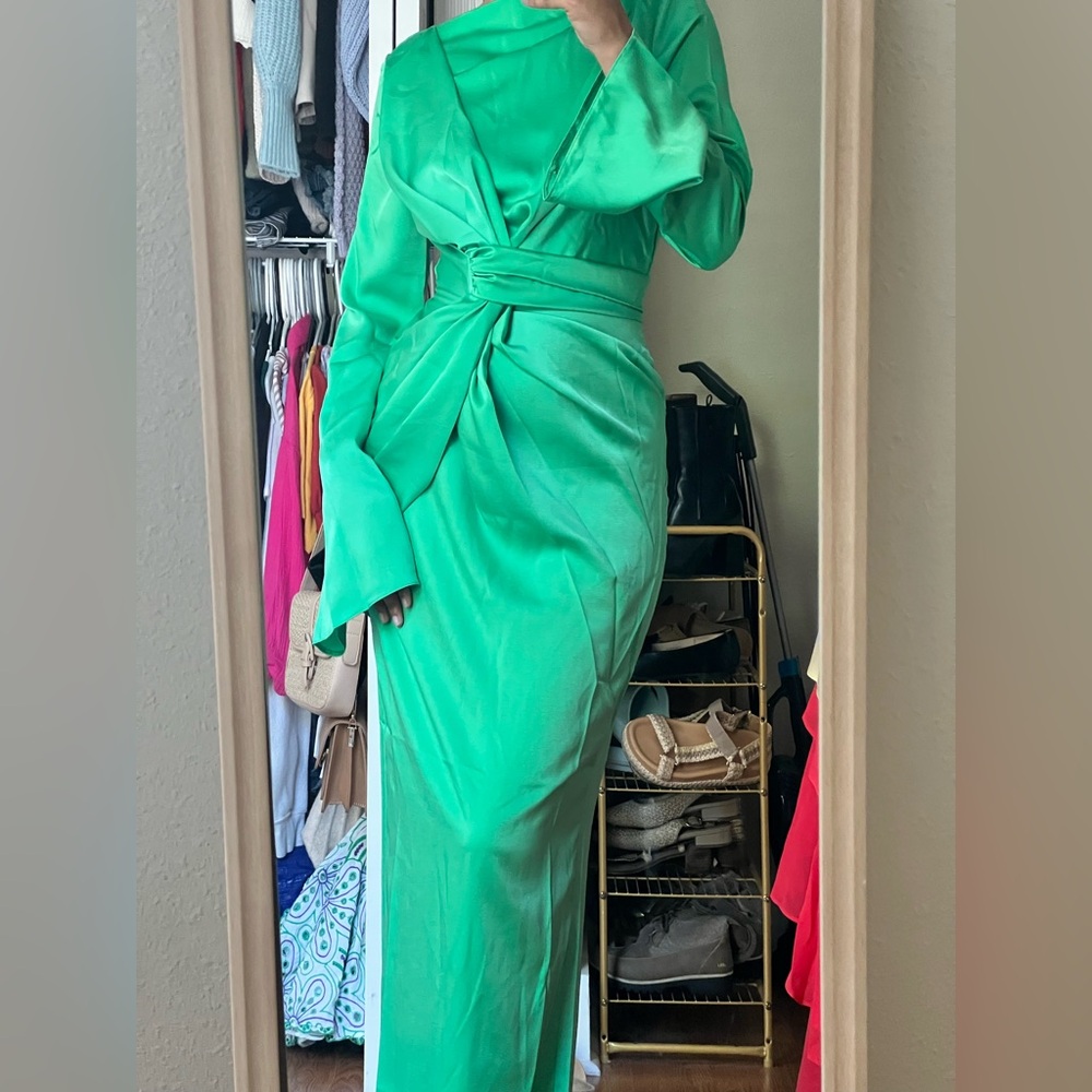 Elegant Green Formal Dress